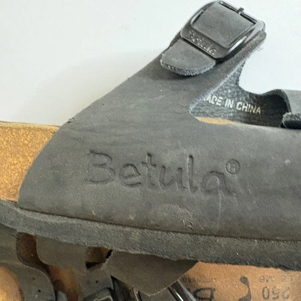 Birkenstocks Betula Black Leather Triple Strap Sandals Women's Size 39 5.5‎